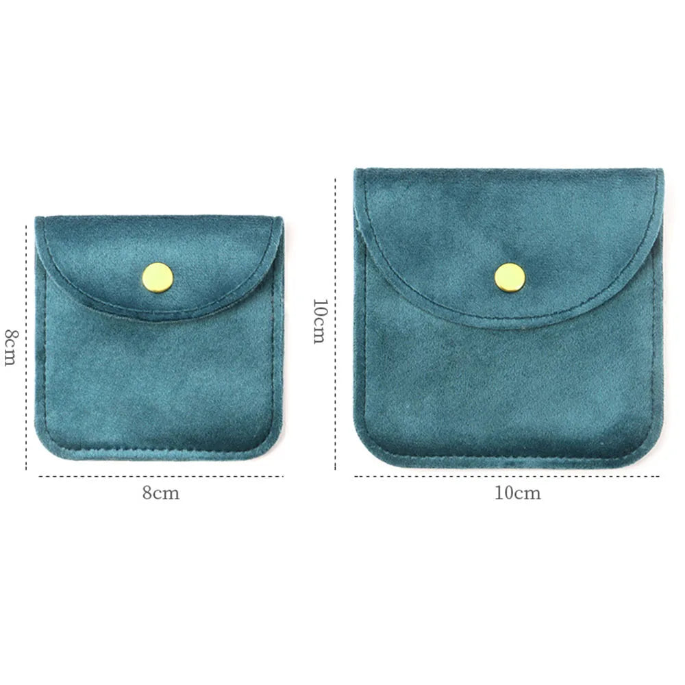 Pochette velours bijoux bouton pression