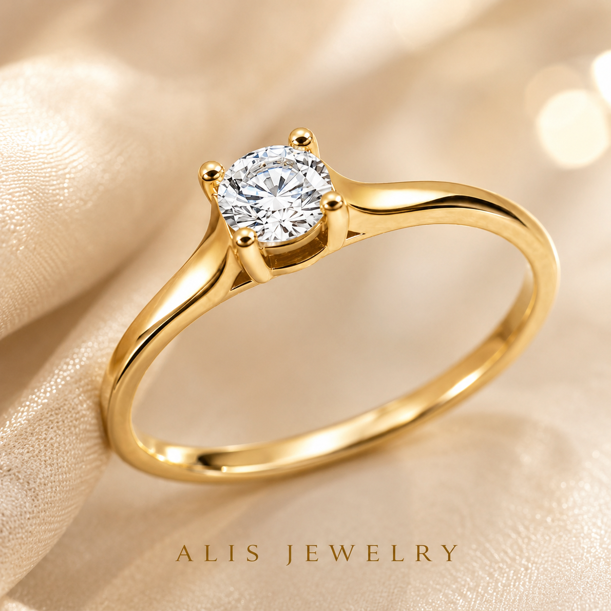 Gros plan bague de mariage fine dorée solitaire zircon