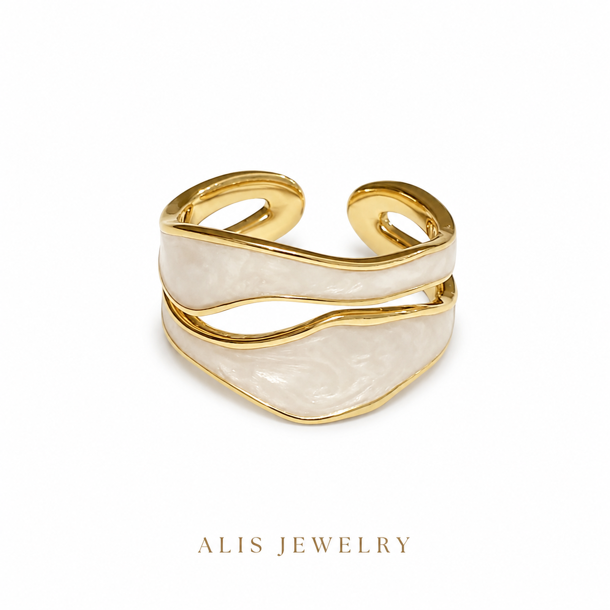 Bague émail blanc vintage