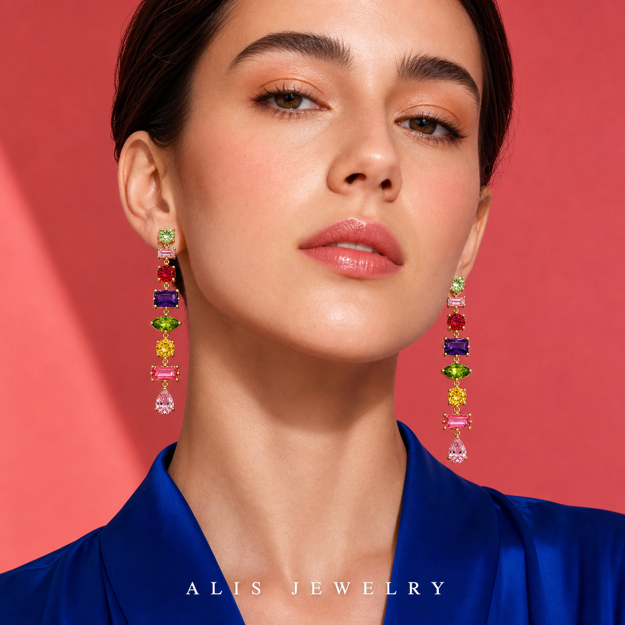 Parure arc-en-ciel plaqué or - Alis Jewelry - Boucles d'oreilles plaqué or - porté mannequin