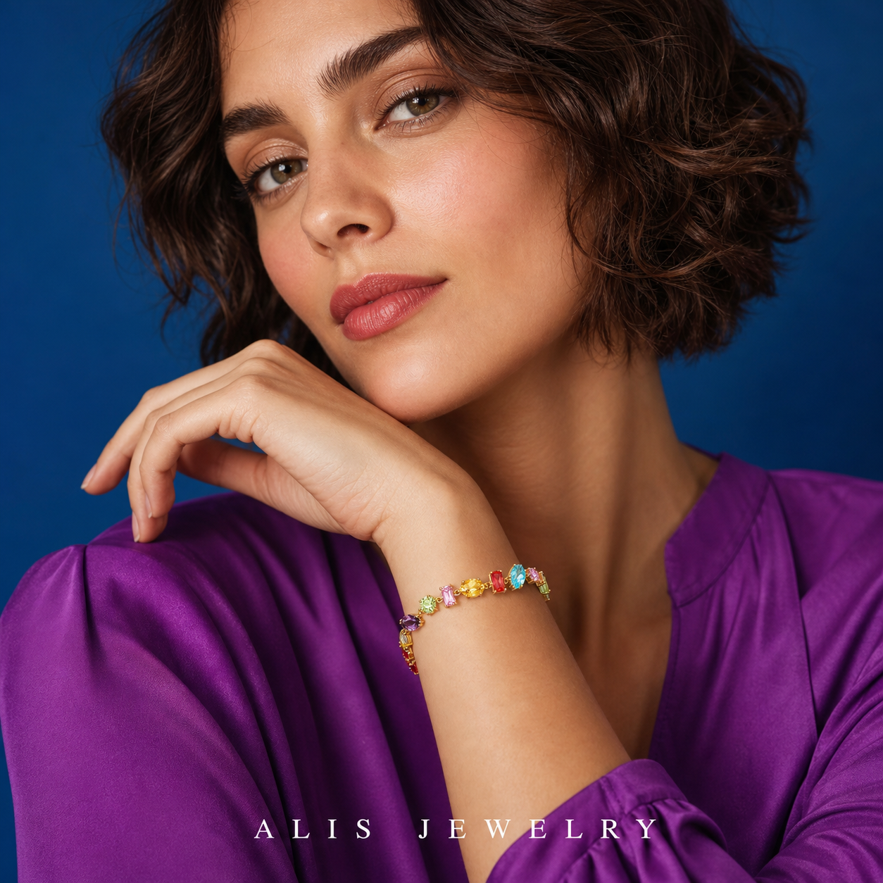 Parure arc-en-ciel plaqué or - Alis Jewelry - Bracelet plaqué or - porté mannequin