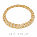 Parure nuptiale Dubaï plaqué or - Alis Jewelry - modèle Infini - collier - fond blanc
