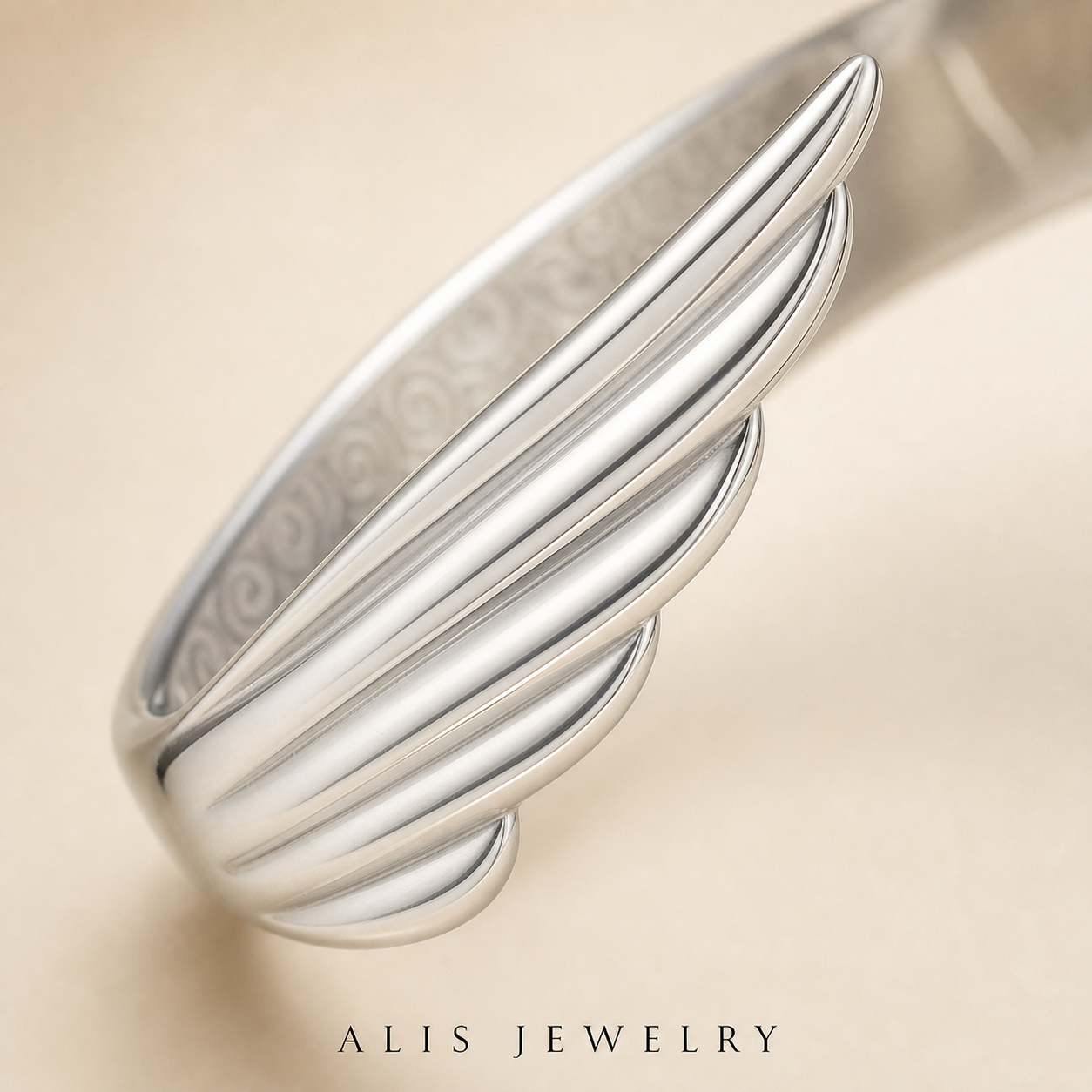 bracelet jonc aile d'ange argent 925 - Alis Jewelry - gros plan / zoom
