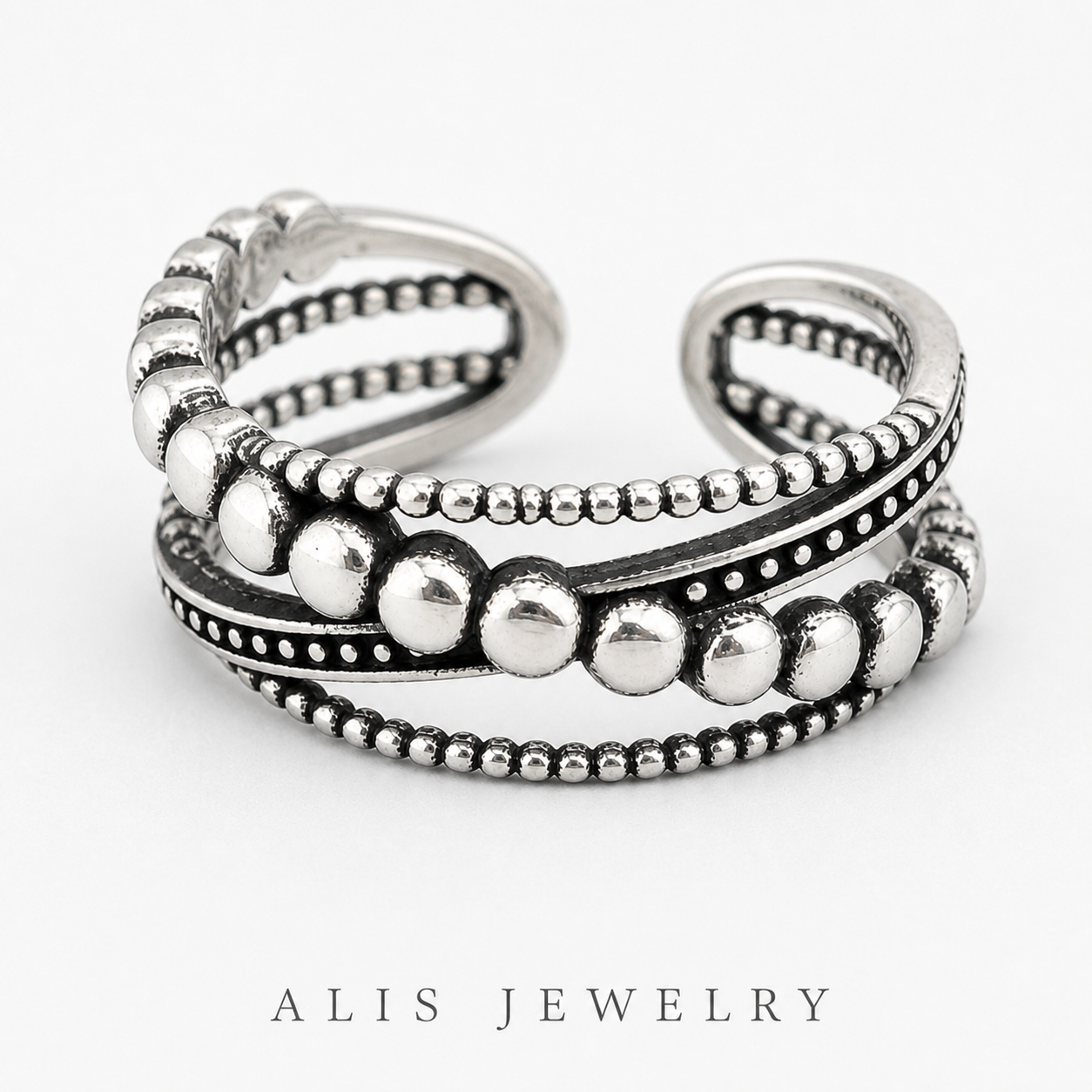 bague rétro gothique argent 925 - Alis Jewelry - gros plan / zoom