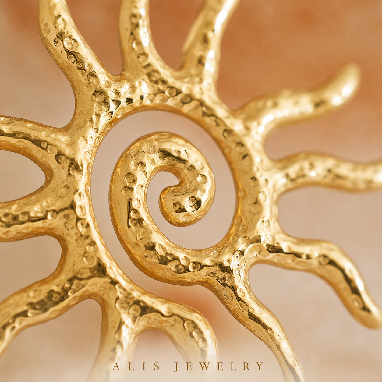 Bague soleil ajustable dorée - Alis Jewelry - gros plan / zoom