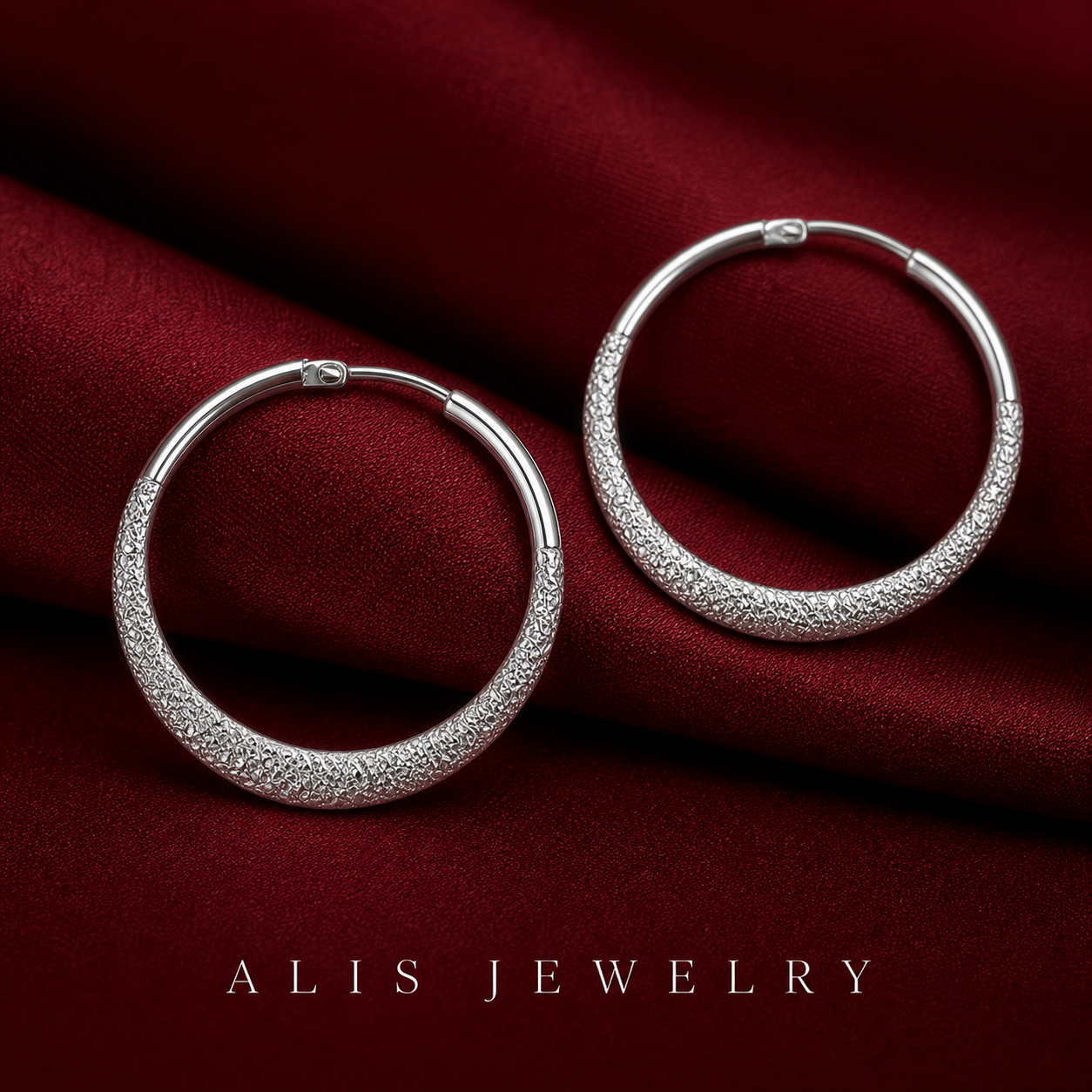 boucles d'oreilles cercle scintillant - Alis Jewelry - Argenté - gros plan / zoom