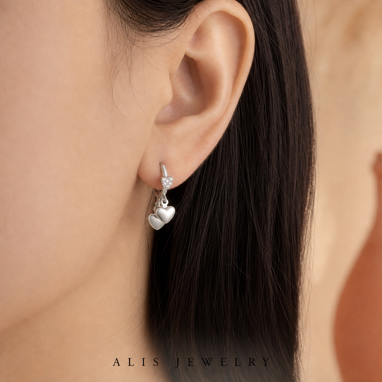 boucles d'oreilles cœur zircon argent 925 - Alis Jewelry - porté mannequin
