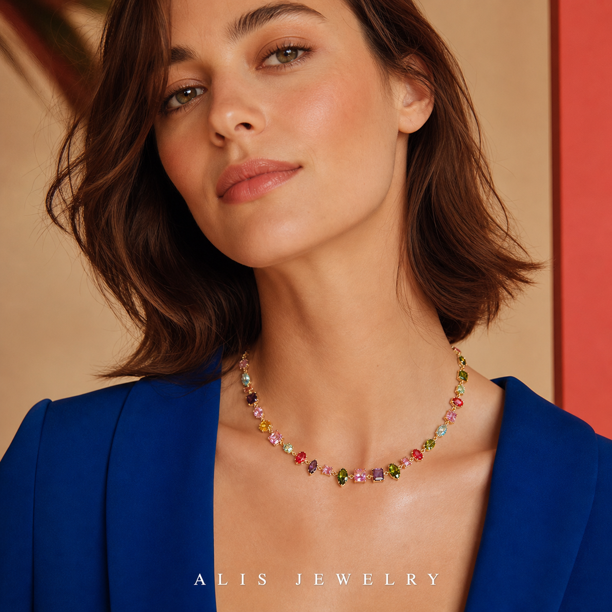 Parure arc-en-ciel plaqué or - Alis Jewelry - Collier plaqué or - porté mannequin