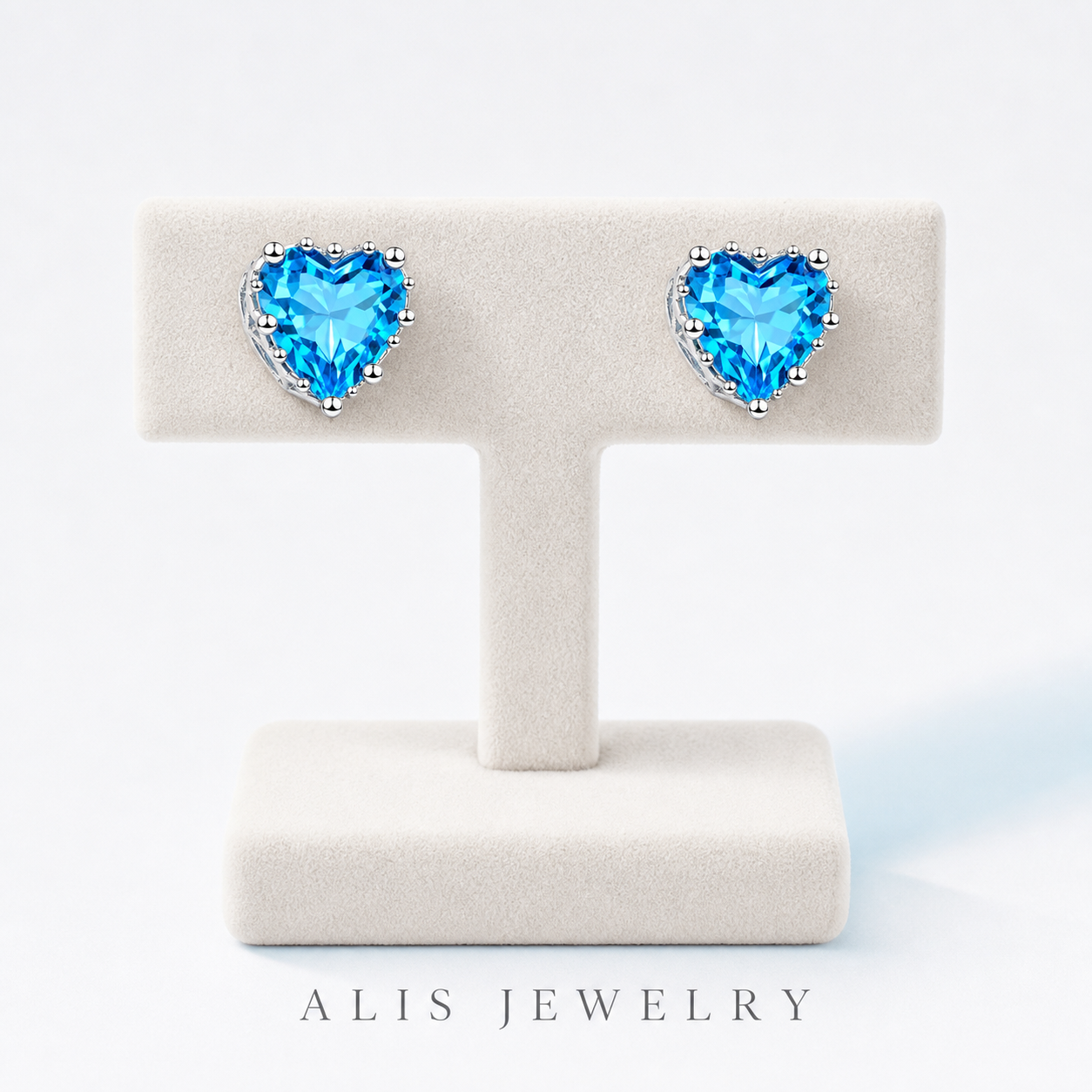 Boucles d'oreilles cœur zircon bleu argent 925 - Alis Jewelry - sur support minéral