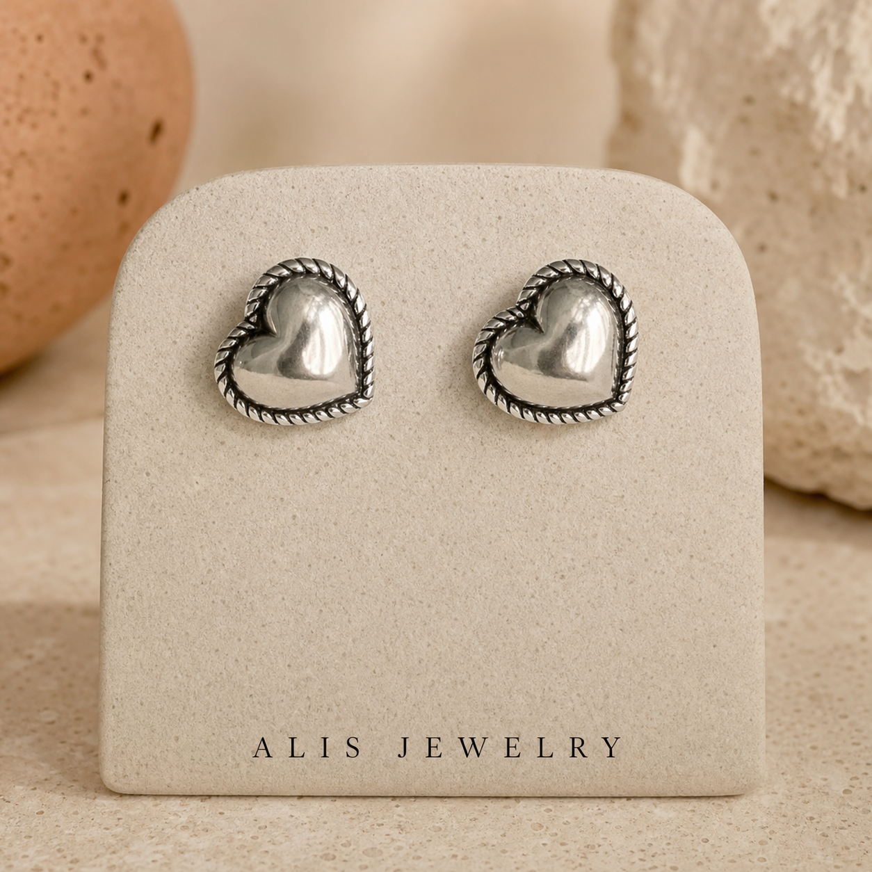 boucles d'oreilles cœur argent 925 - Alis Jewelry - sur support minéral