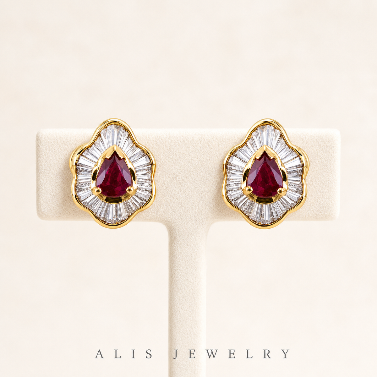 boucles d'oreilles cristal vintage scintillant - Alis Jewelry - sur support minéral