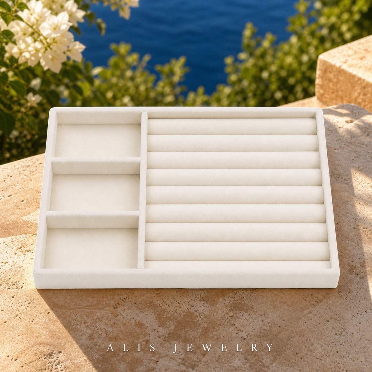 Plateau bijoux velours — Multi-compartiments - Alis Jewelry - réseaux sociaux