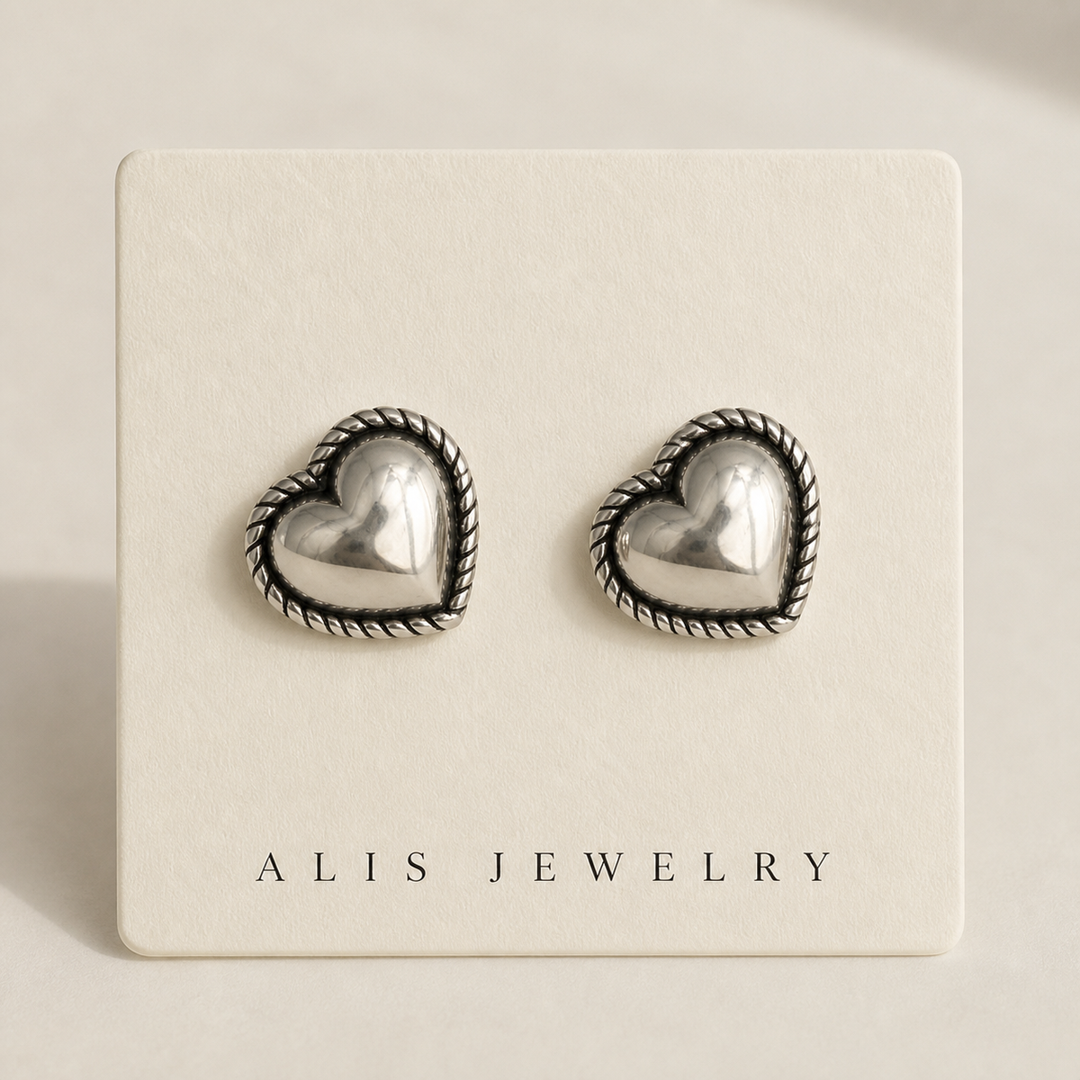 Boucles d'oreilles cœur argent 925 - Alis Jewelry - sur support minéral