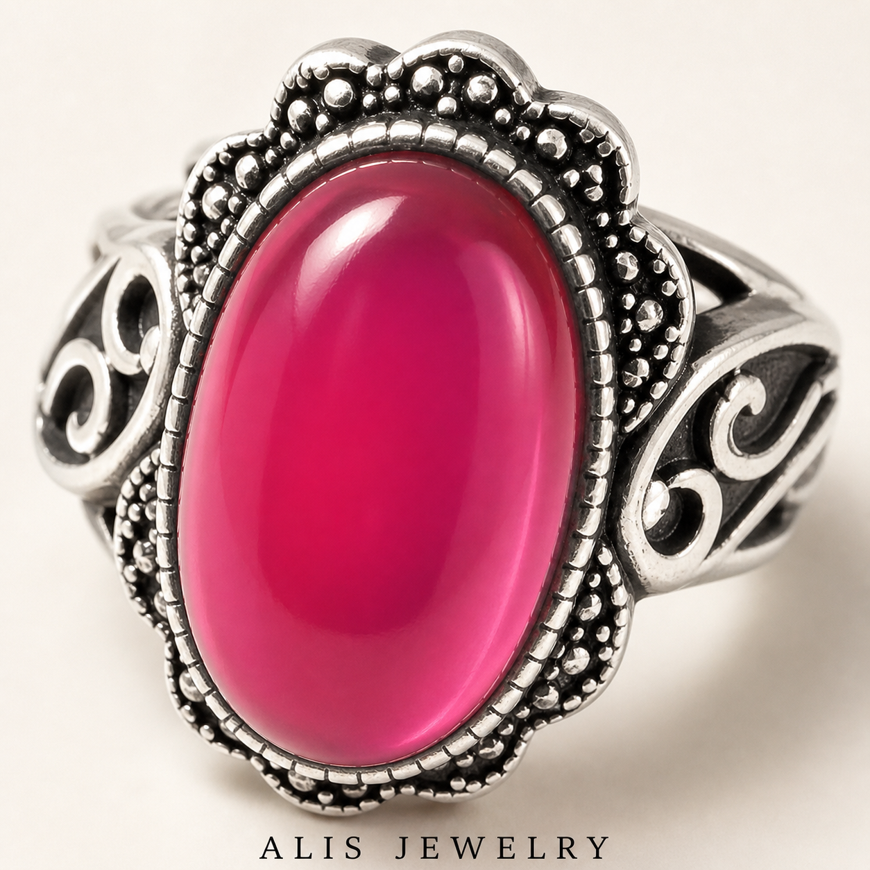 Bague grenat vintage argent thaïlandais - Alis Jewelry - clair - gros plan / zoom