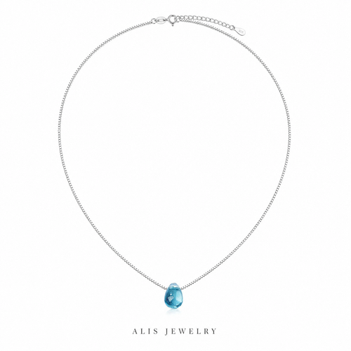 Collier pendentif cristal bleu porte-bonheur argent 925 - Alis Jewelry - fond blanc
