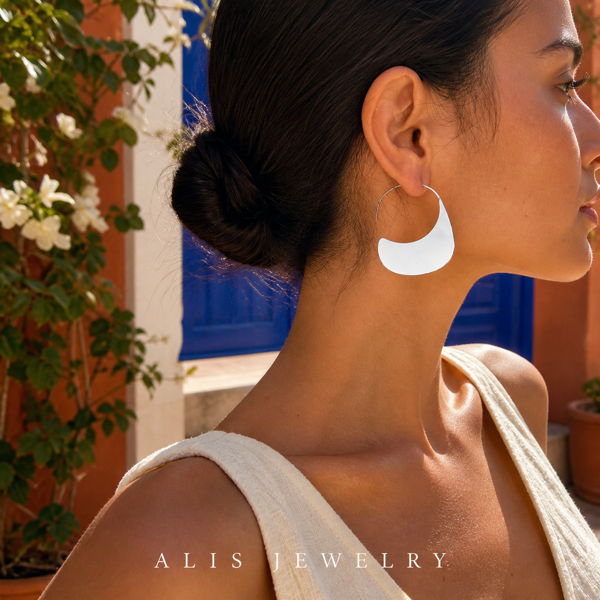 Créoles oversize argent 925 - Alis Jewelry - porté mannequin