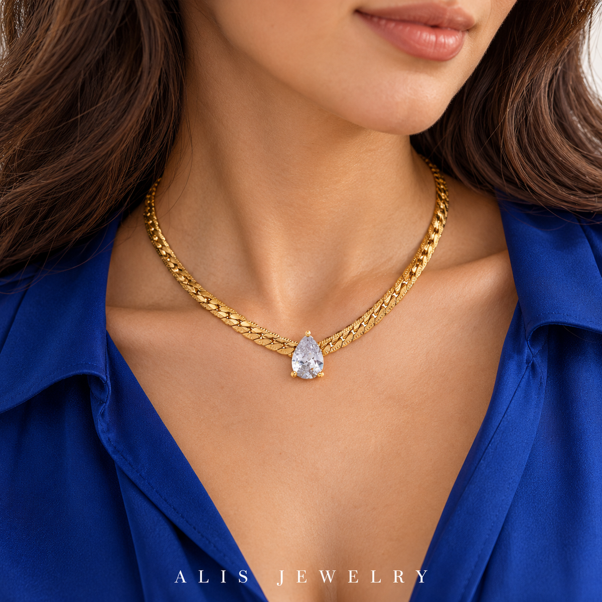 Collier chaîne cubaine goutte zircon plaqué or 18K - Alis Jewelry - porté mannequin