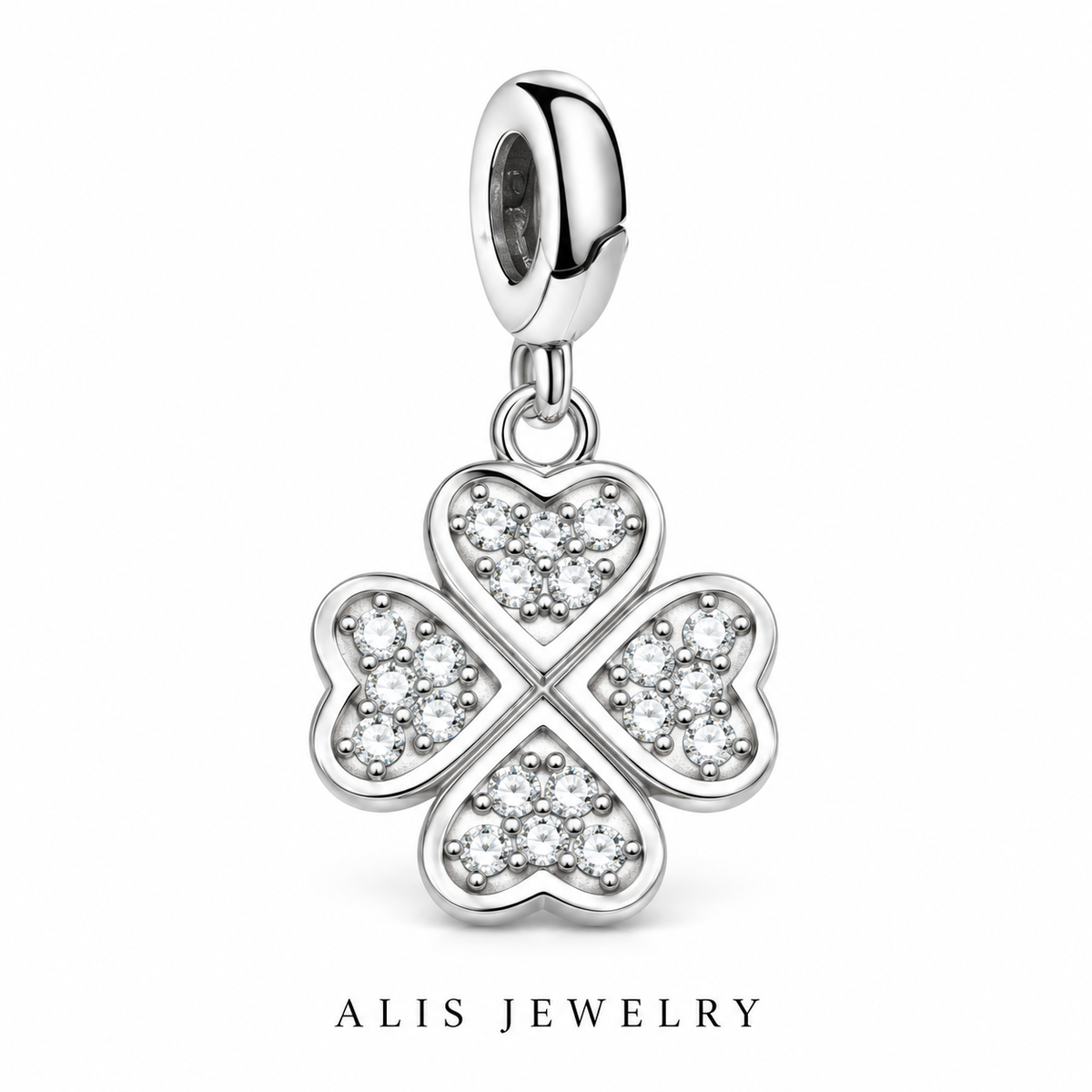 Pendentif trèfle pavé de zircons argent 925 - Alis Jewelry - fond blanc