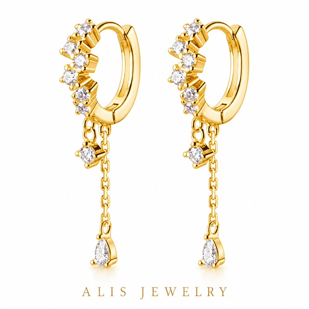 Créoles pendantes chaîne et goutte plaqué or 18K - Alis Jewelry - fond blanc