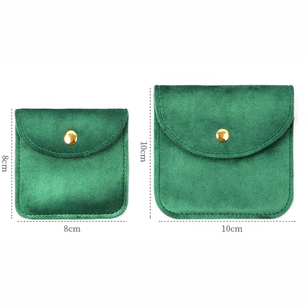 Pochette velours bijoux bouton pression