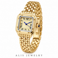 Montre femme carrée dorée chiffres romains acier inoxydable - Alis Jewelry - fond blanc