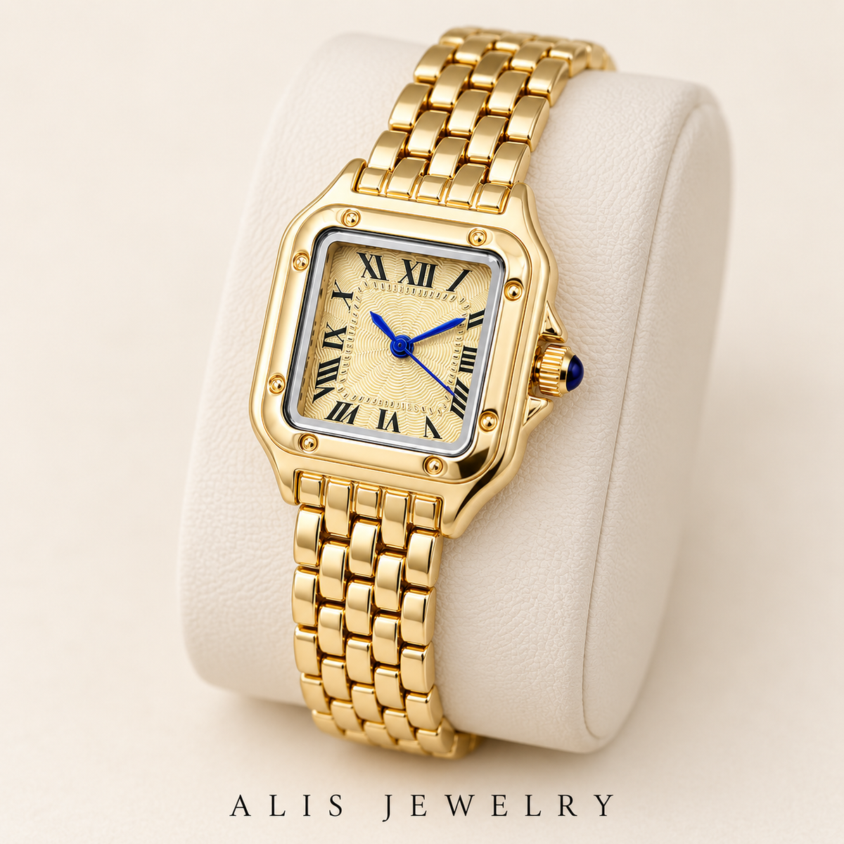 Montre femme carrée dorée chiffres romains acier inoxydable - Alis Jewelry - sur support minéral