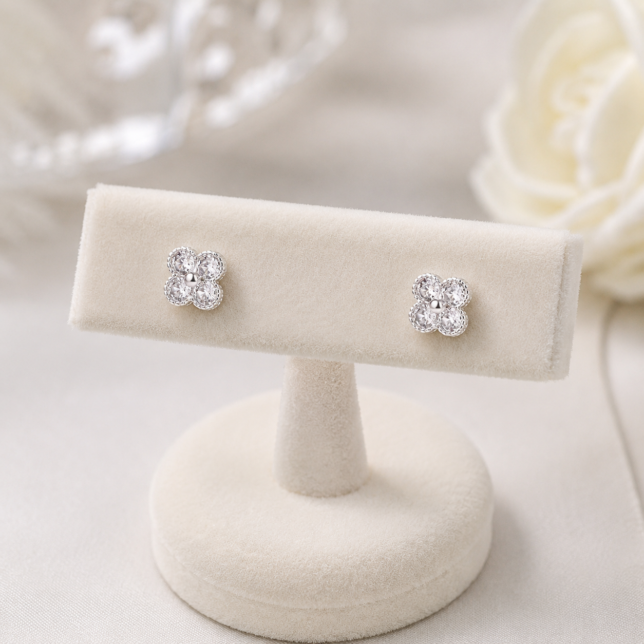 Boucles d'oreilles zircon quatre points argent 925